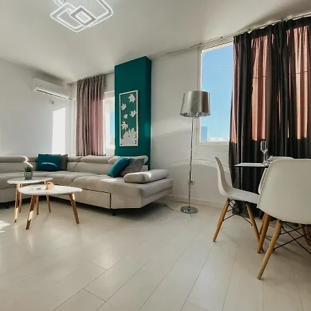 Appartement Train Station Modern App - The Nest *