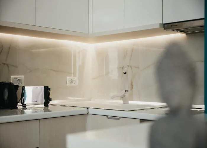 Train Station Modern App - The Nest