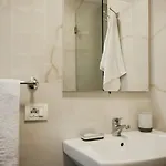 Train Station Modern App - The Nest Apartment *