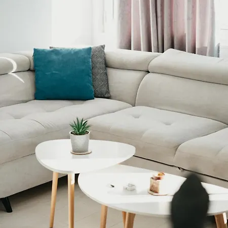 Train Station Modern App - The Nest *