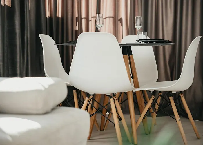 Apartament Train Station Modern App - The Nest Tirana