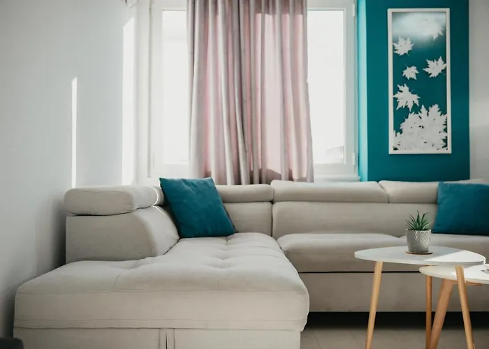 Apartament Train Station Modern App - The Nest *